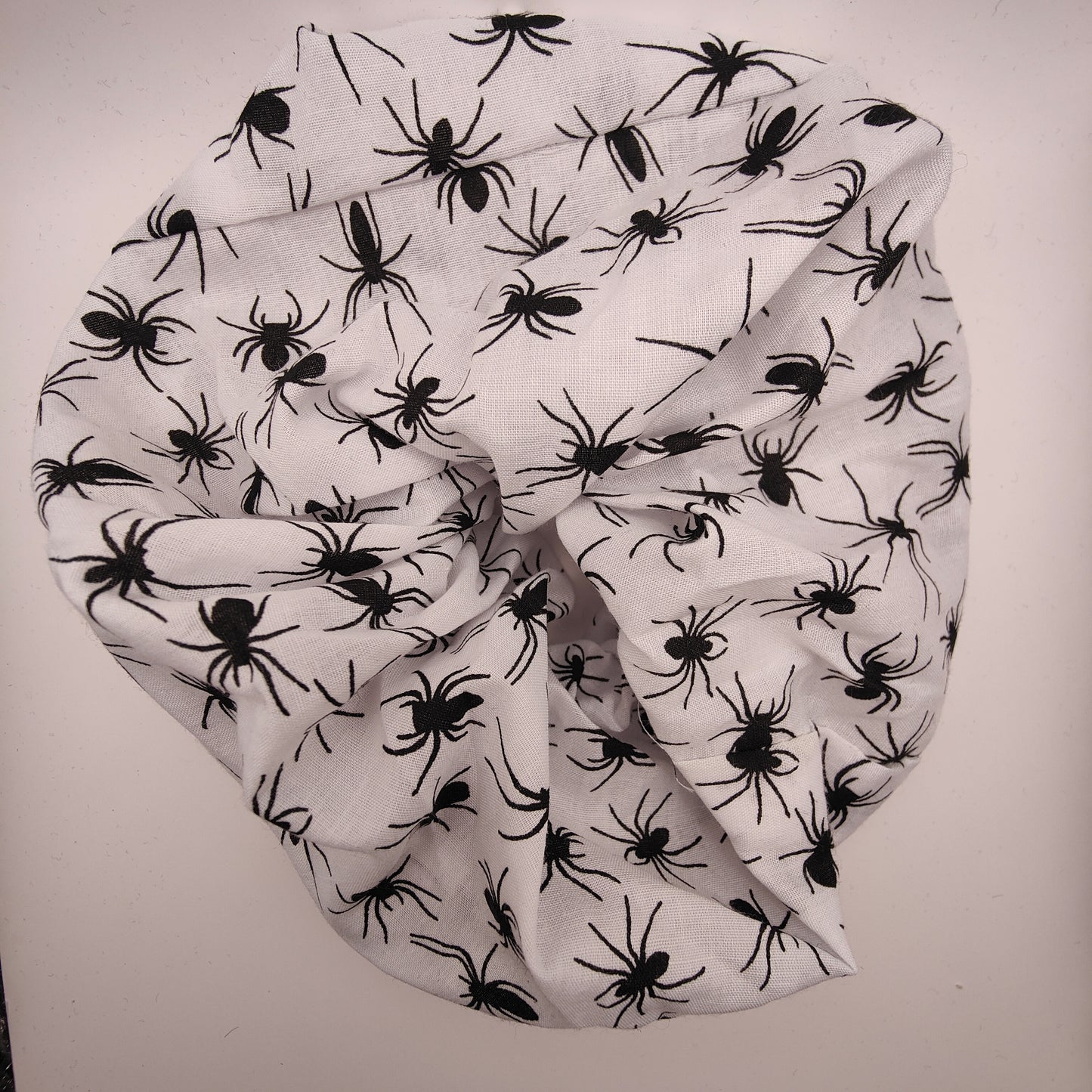 Scrunchie (Large) - White Spider
