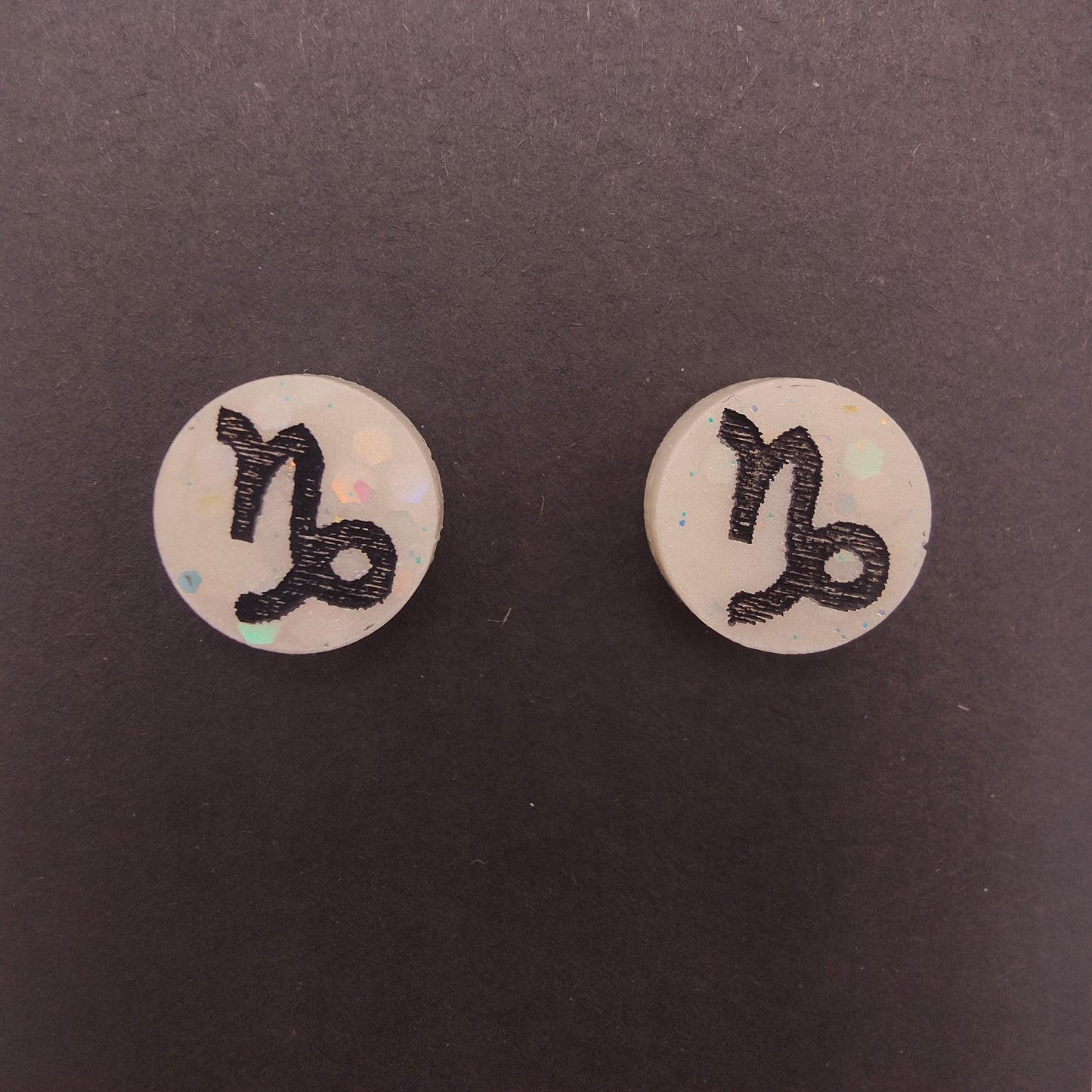 Horoscope Stud Earrings - Capricon White