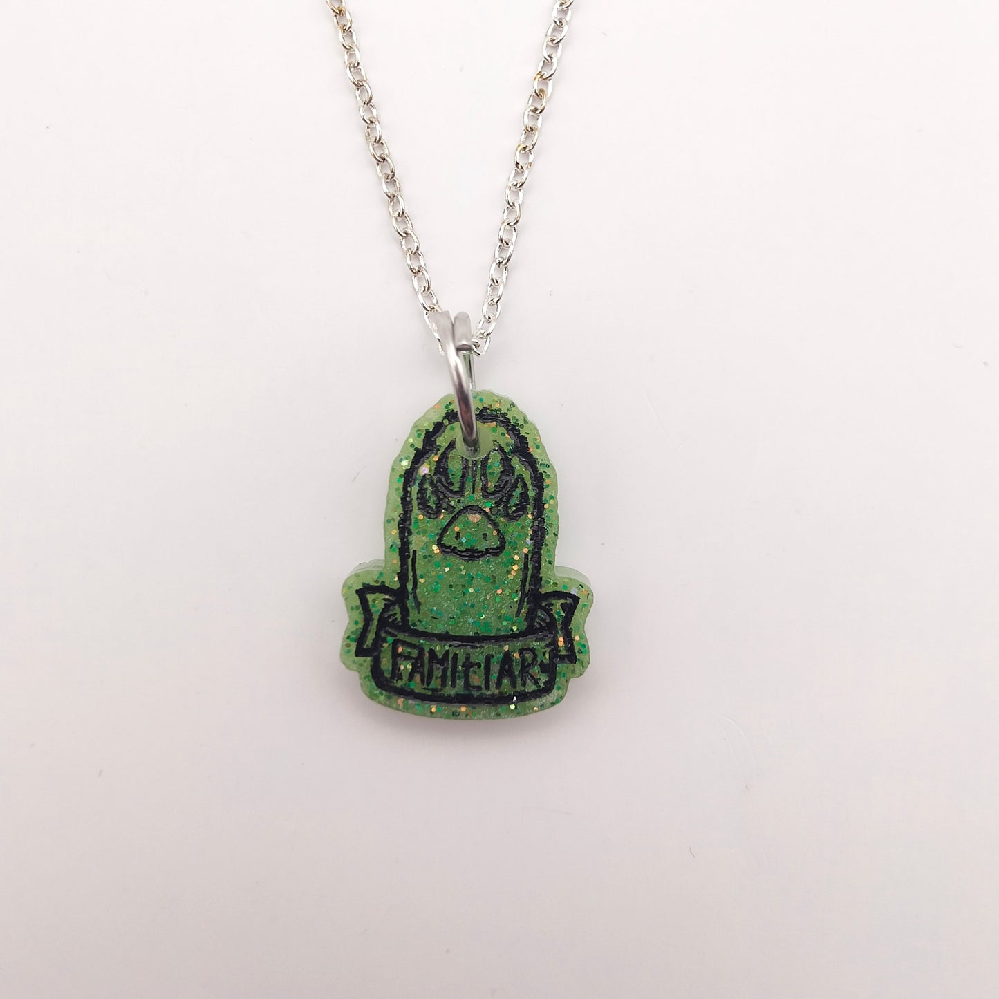 Paw Familiar Necklace - Green