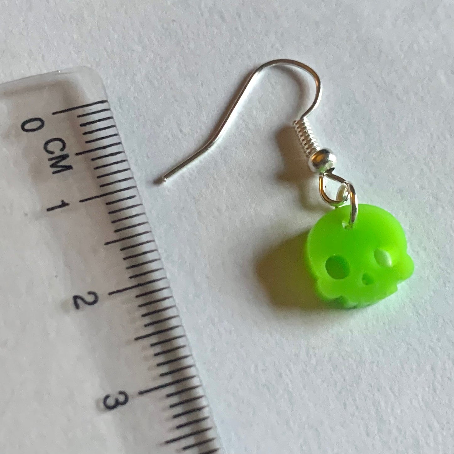 Skull (Small) Earrings - Pink