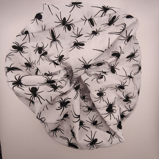 Scrunchie (Large) - White Spider