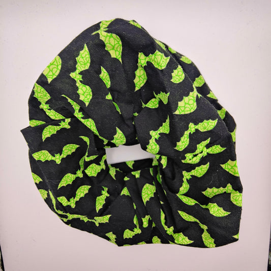 Scrunchie (Large) - Bats Green