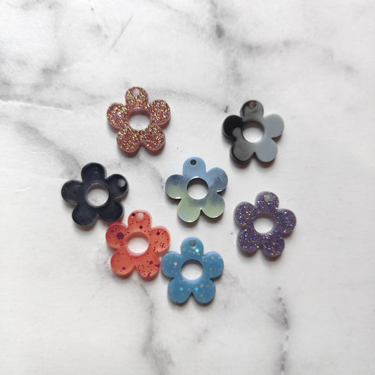 Flower Earrings - Grey/Black